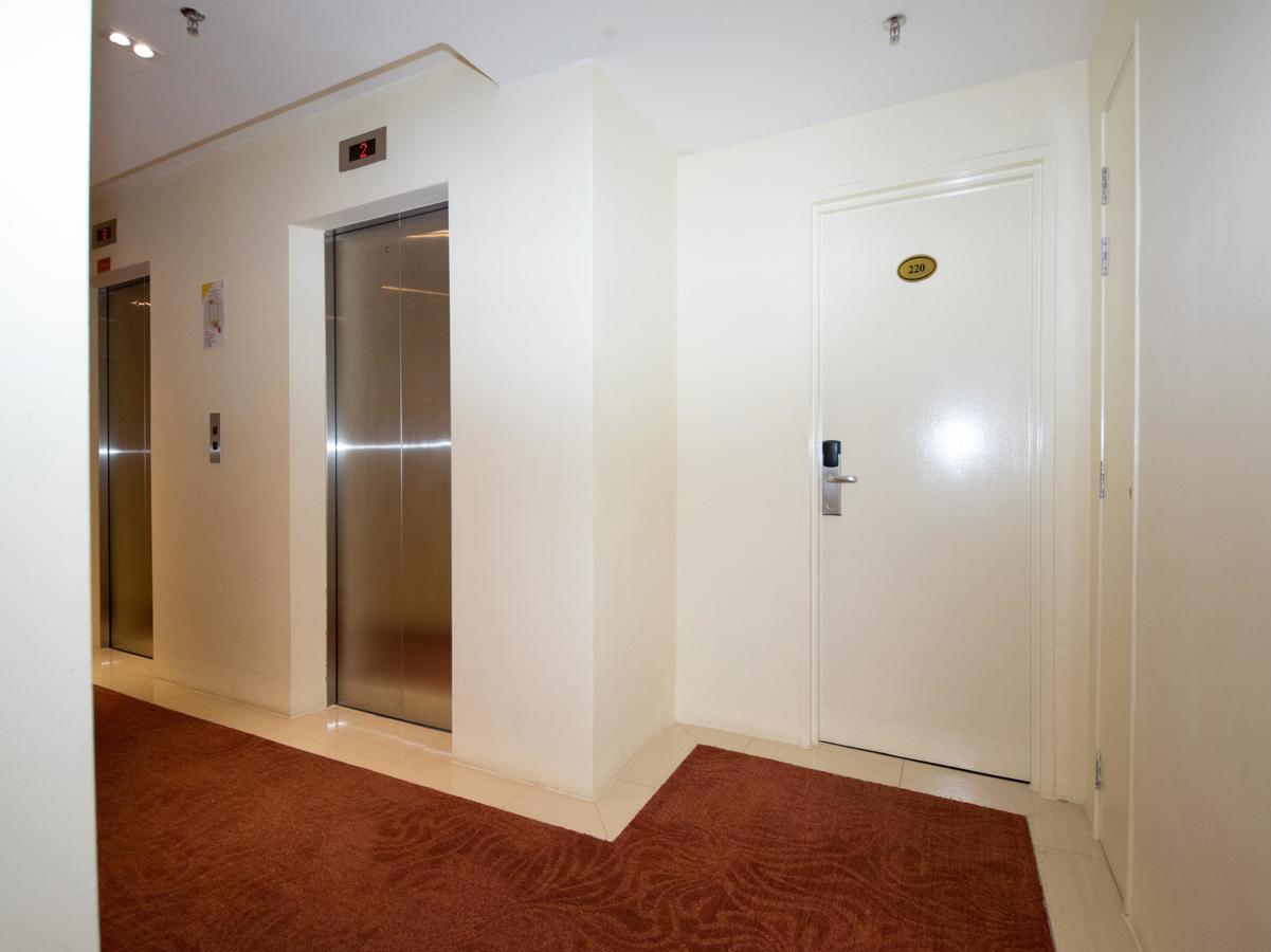 Oyo 114 Sandpiper Hotel กัวลาลัมเปอร์ ภายนอก รูปภาพ